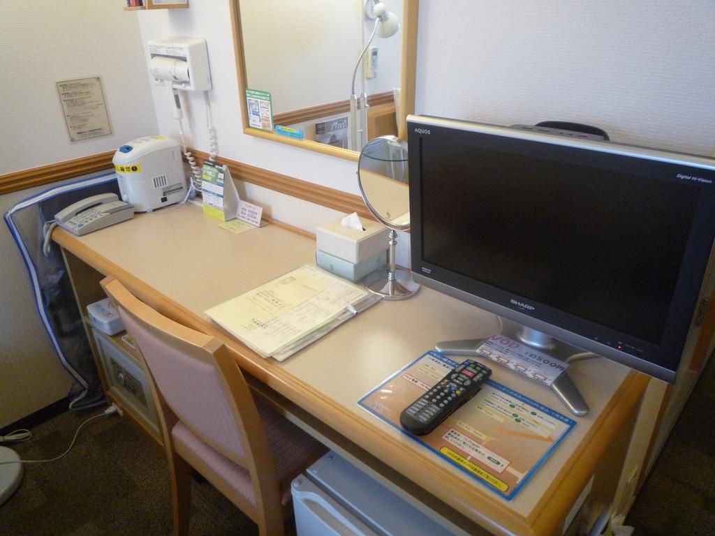 Toyoko Inn Hiroshima-Eki Shinkansen-Guchi 1 Exterior foto
